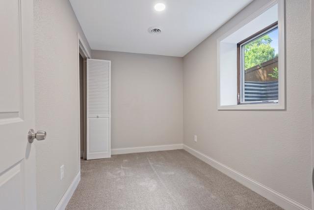 Building Photo - 5829 Winnetka Ave N