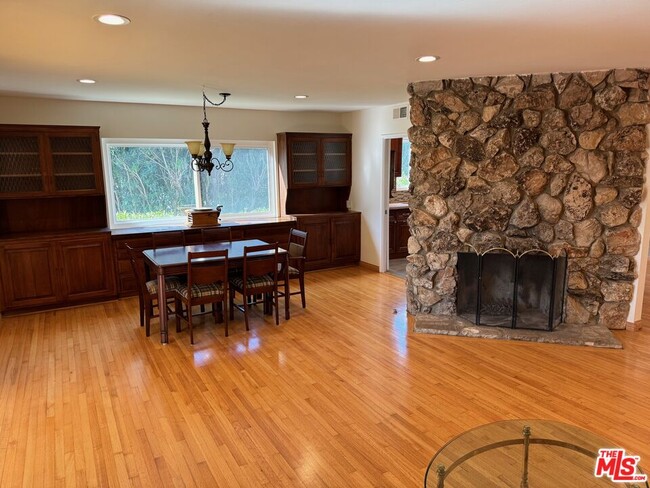 Building Photo - 29242 Sea Lion Pl