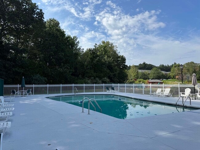 Building Photo - 93 West St