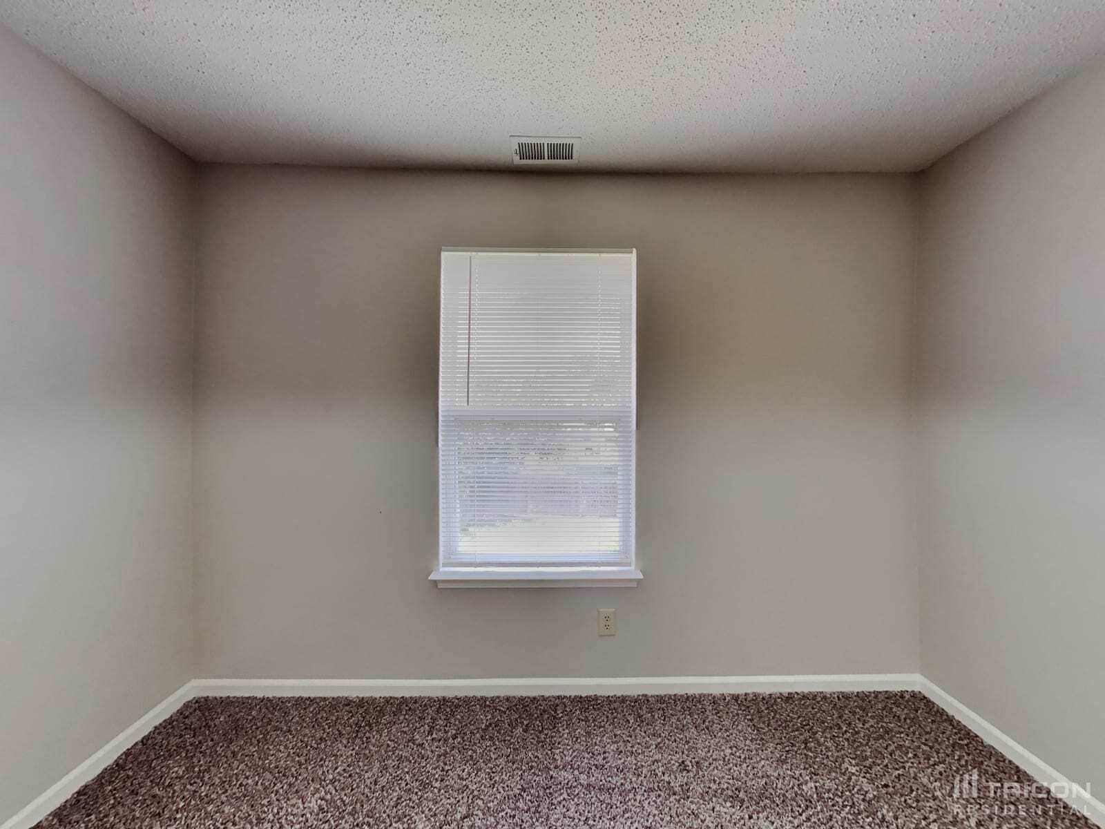 Building Photo - 1167 Cutler Ln