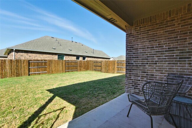 Building Photo - 2105 Suncup St