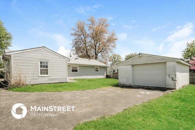 Building Photo - 9708 El Prado St