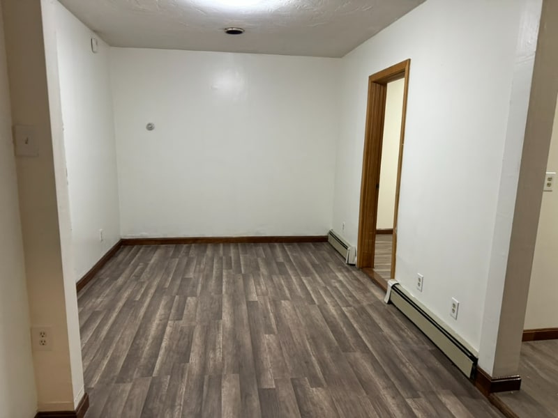 Building Photo - 154 N Franklin St