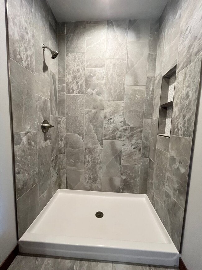 Building Photo - Newly Built 4 Bed/2.5 Bath Townhome in Aspen Ridge!