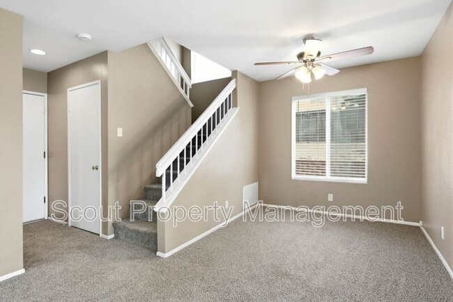 Building Photo - 45356 Escalante Ct
