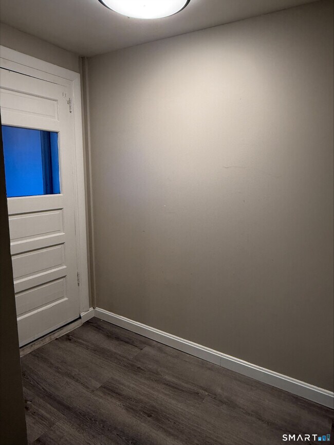 Building Photo - 51 N Orchard St