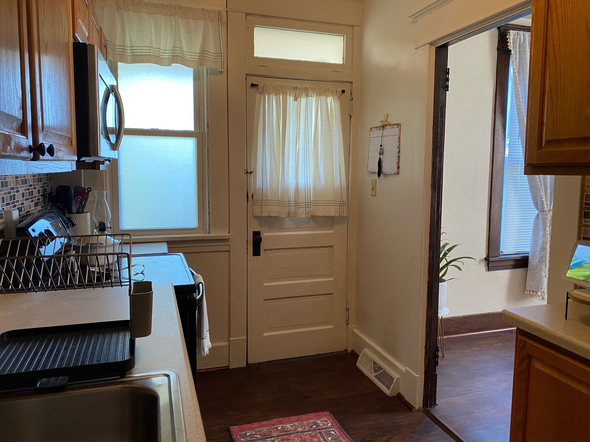 Kitchen - 403 E Penn St