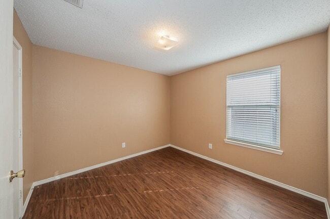 Building Photo - Spacious single story in Parks of Deer Creek