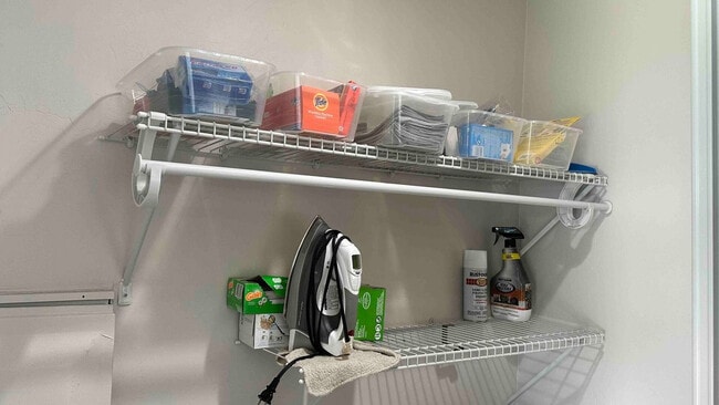 Building Photo - 660 Sunnyside Ave