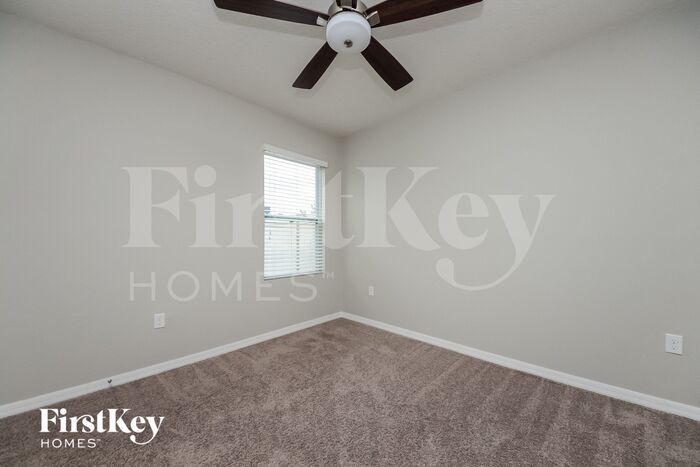 Building Photo - 2160 Sequoia Way