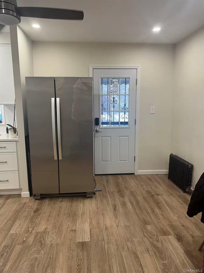 Building Photo - 83-09 57th Ave