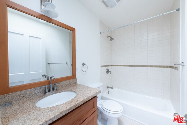 Building Photo - 5426 Colfax Ave