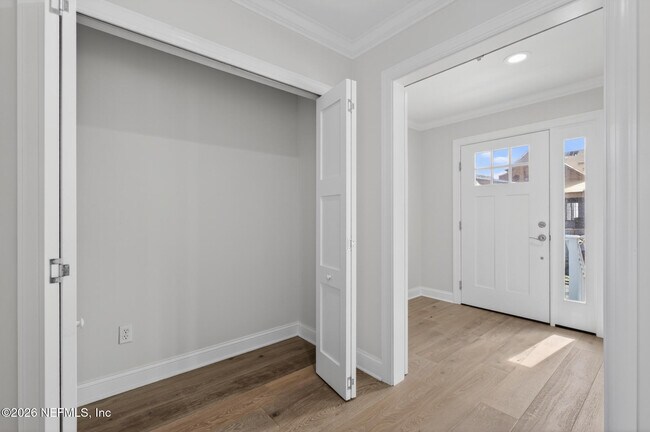Building Photo - 1766 Beach Ave