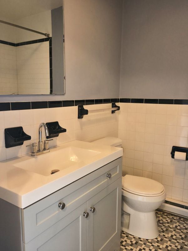 Building Photo - 38 Maxwell Dr