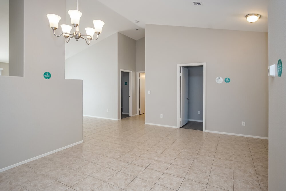 Building Photo - 3744 Blue Dawn Dr