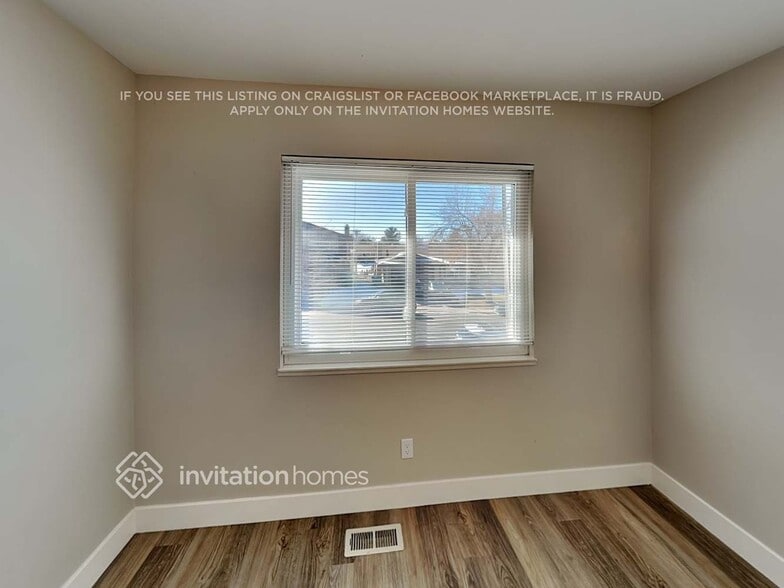 Building Photo - 3076 S Quintero Way