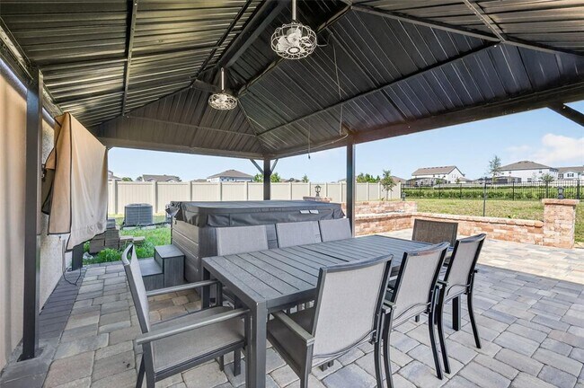 Building Photo - 6070 Sierra Crown St