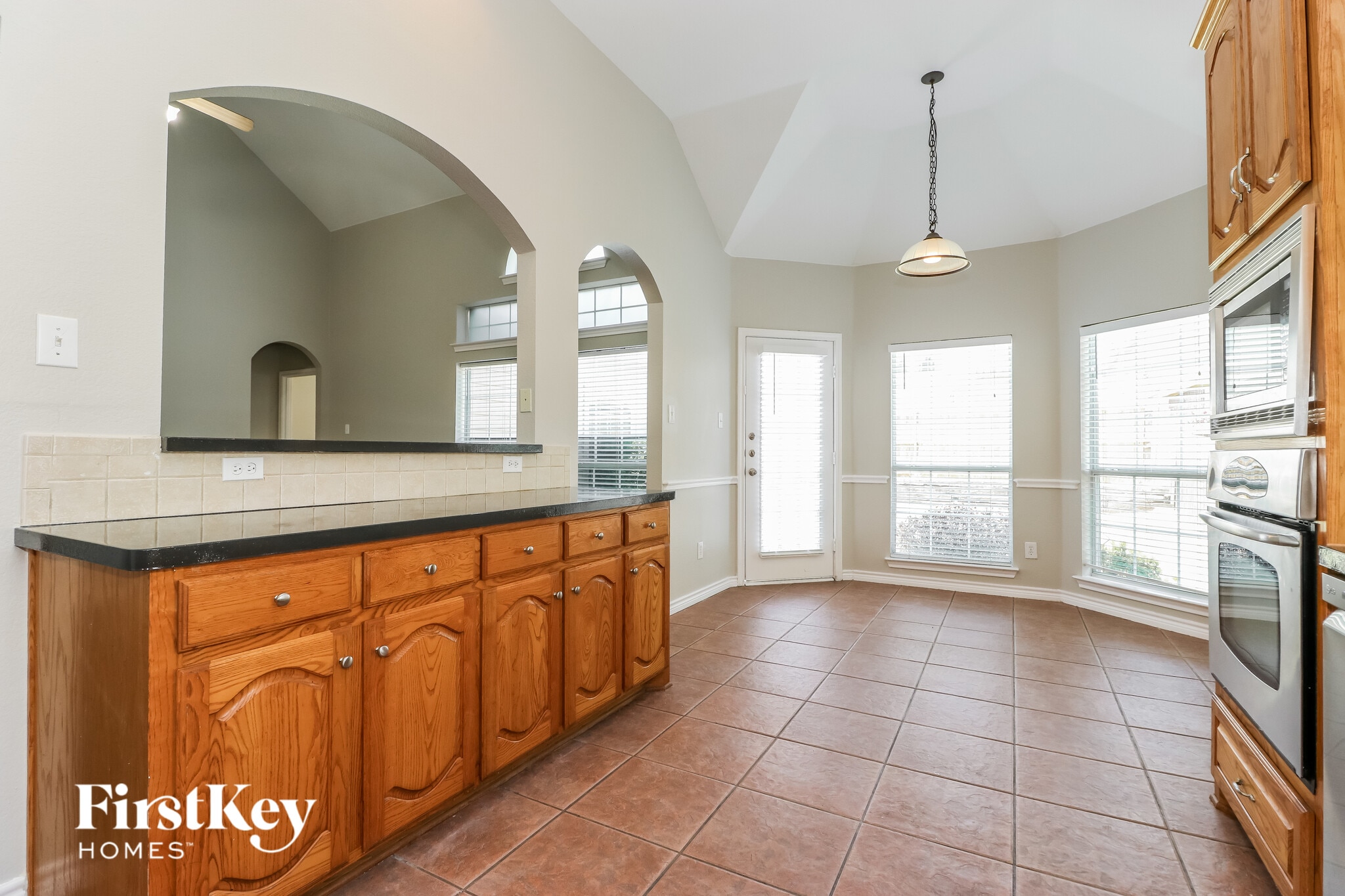 Building Photo - 5005 Portview Dr