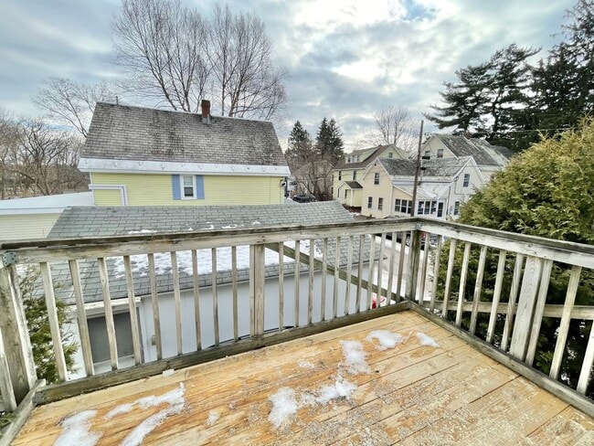 Building Photo - 20 Latham Ct