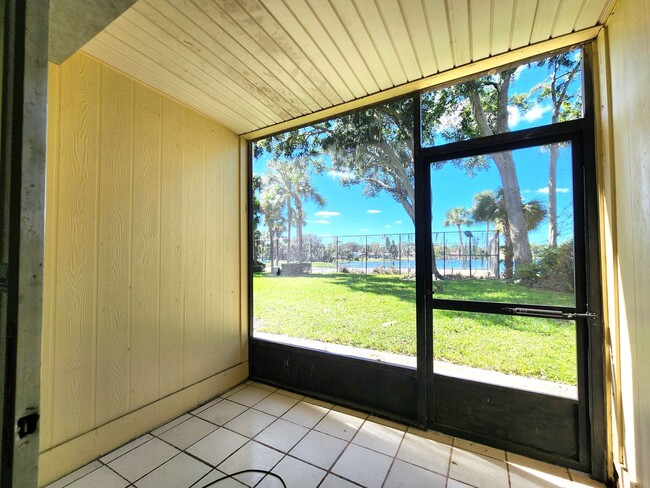 Building Photo - Ground Floor Unit; Lake Front View; All-Ti...