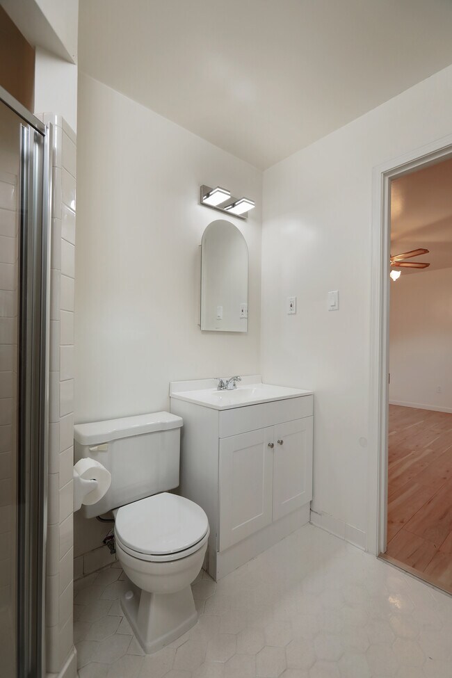 Building Photo - 2509 Paddock Ct