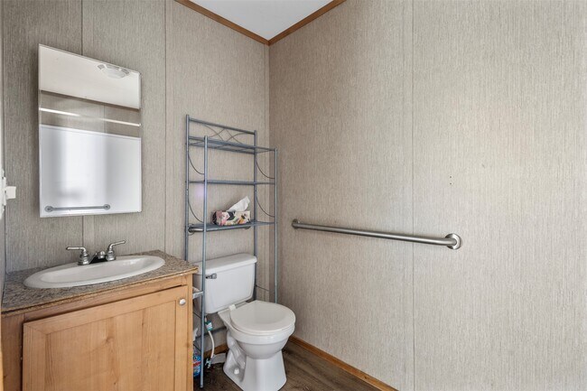 Building Photo - 760 Blueberry Rd