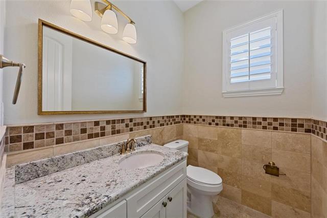 Building Photo - 2913 Annoor Dr