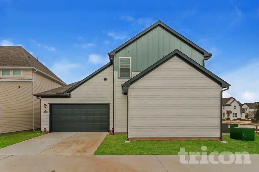 Primary Photo - 4916 San Fabiano Ct