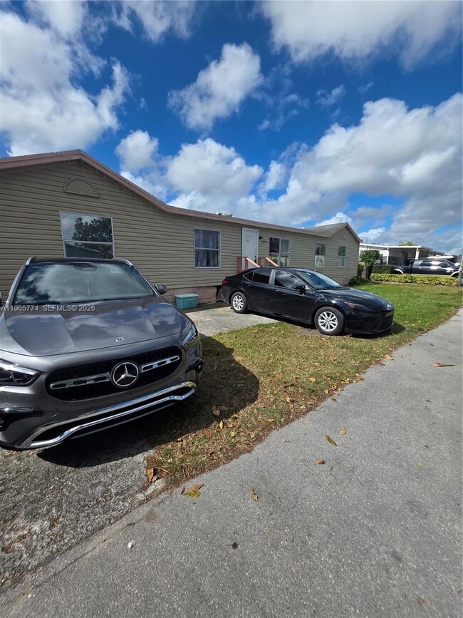 Building Photo - 19800 SW 180th Ave