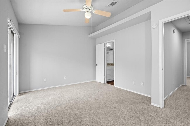 Building Photo - 1806 River Crossing Cir