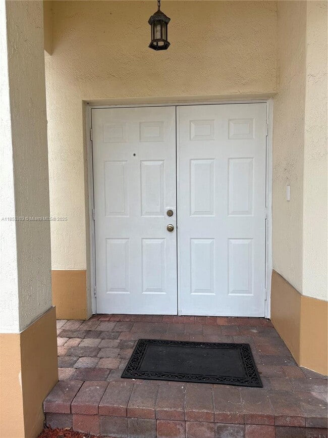 Building Photo - 6626 Hidden Cove Dr