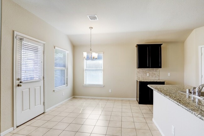 Building Photo - 2911 Indwarra Ct