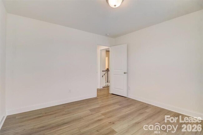 Building Photo - 3845 Hayden Ln