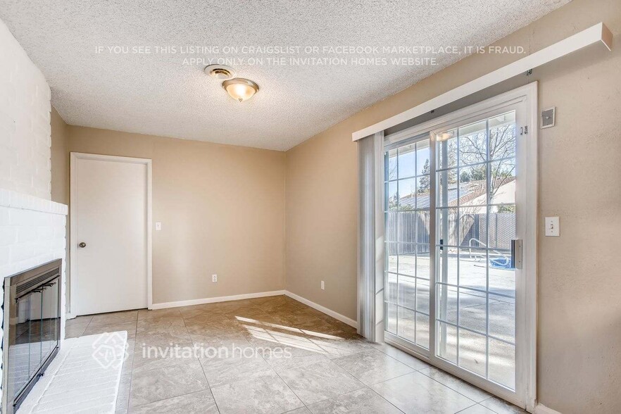 Building Photo - 908 Mesa Verde