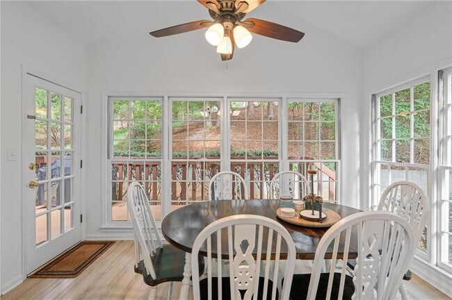 Building Photo - 4719 Brownstone Dr