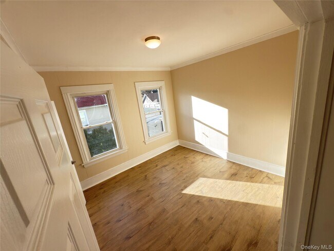 Building Photo - 89 S Cherry St