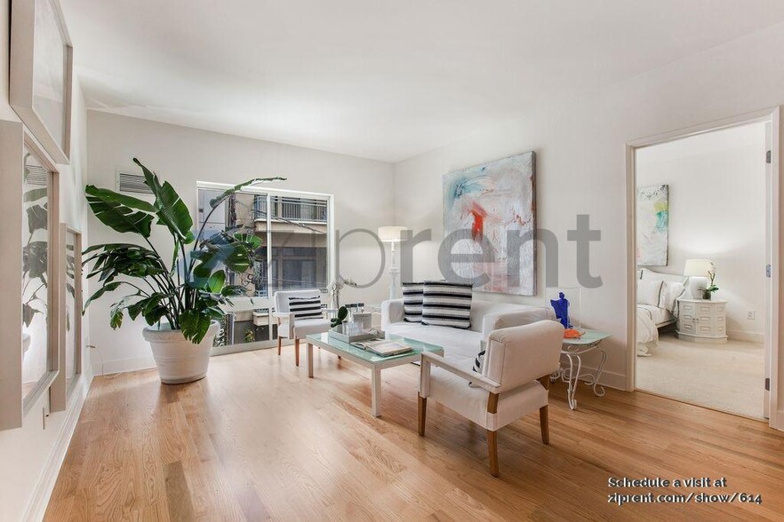 Building Photo - Unit 302