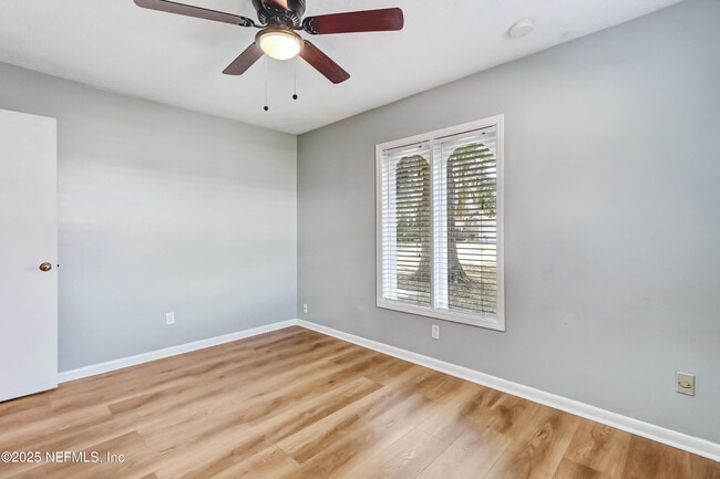 Building Photo - 3400 Red Oak Cir