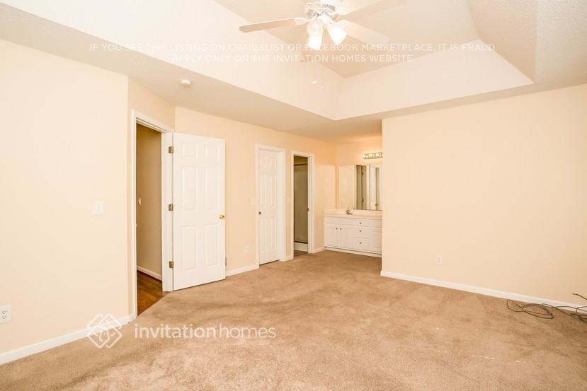 Building Photo - 270 Princeton Way