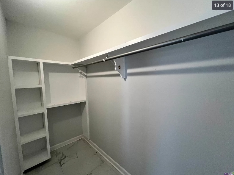 Building Photo - 911 S 12th St