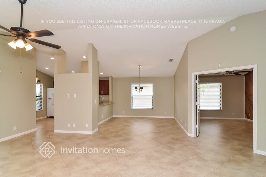 Building Photo - 12667 White Coral Dr