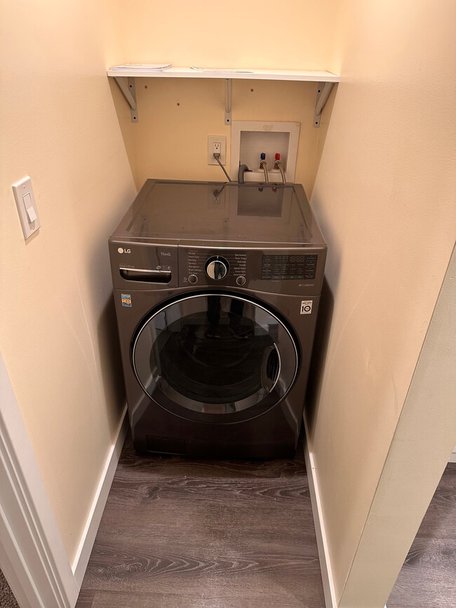 Building Photo - 2405 SW 106th St