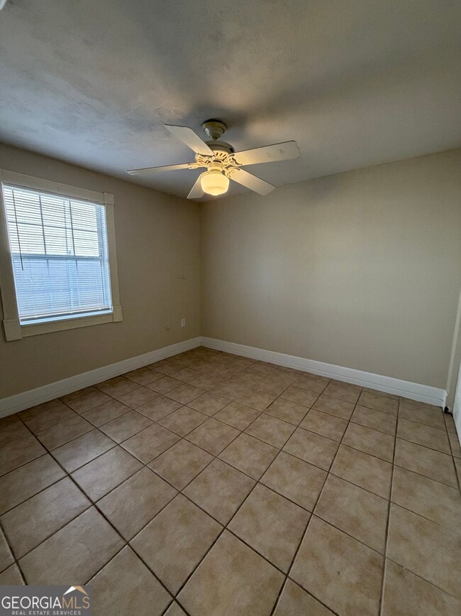 Building Photo - 508 Chateau Cir