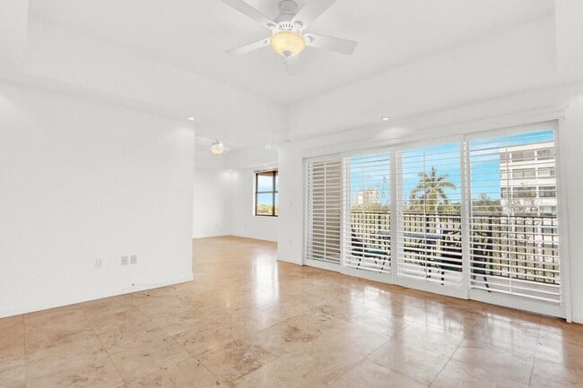 Building Photo - 1640 Presidential Way