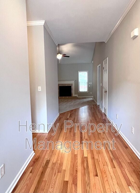 Building Photo - 109 Kindred Way