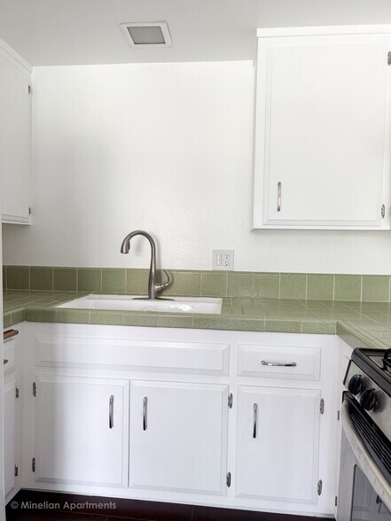 Building Photo - 1813 12th St