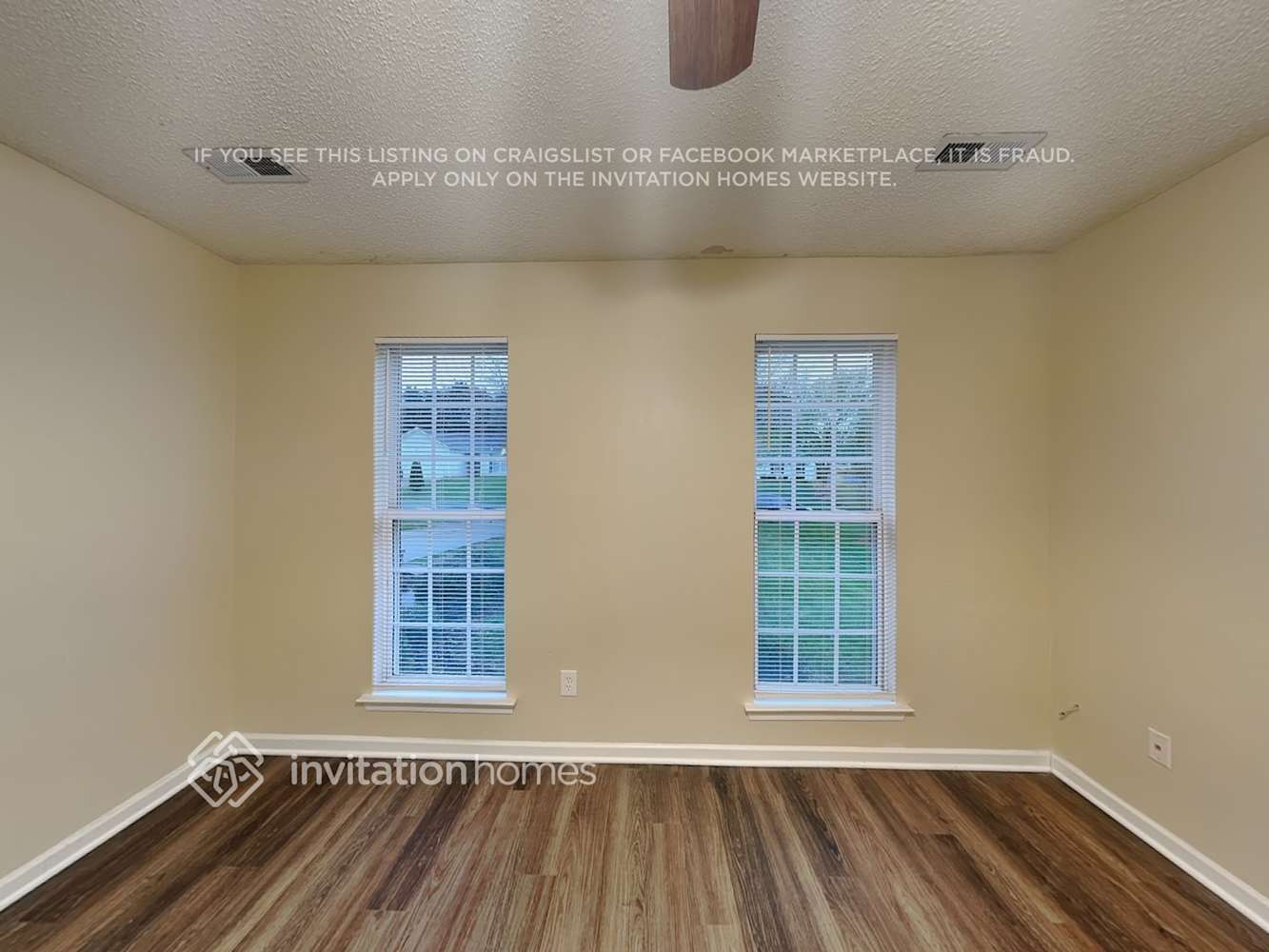 Building Photo - 1707 Oakdale Green Dr