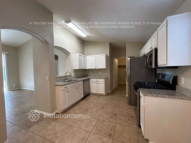 Building Photo - 16223 W Jefferson St