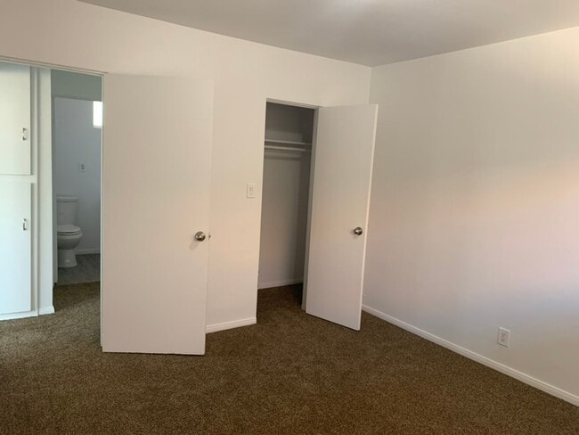 Building Photo - Two Bedroom Condo