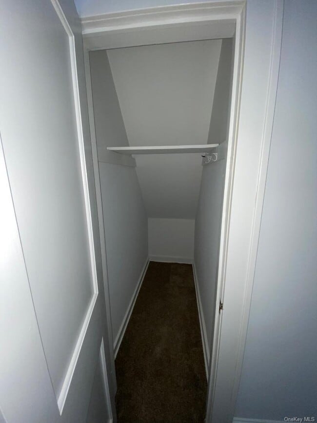 Building Photo - 56 Millspaugh Ln